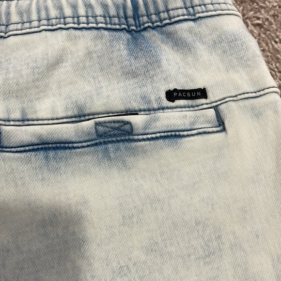 Men’s shorts! - Picture 4 of 7